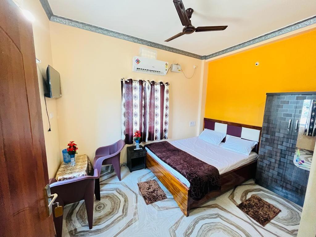 Laxmi Guest House Puri Exterior foto